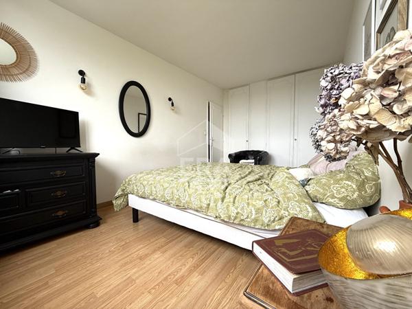 Appartement de 79m² - Crosne - 4 pièces - 3 chambres.