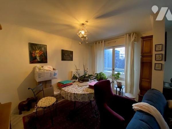Saint Marceaux : appartement de 4 pièces avec balcon
