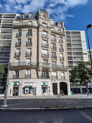 Appartement · Location Paris (75015) 3 pièces · 71m²