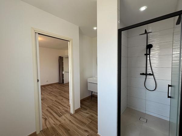 Maison de 2022 a  Saint Barthelemy D  Anjou de 5 chambres