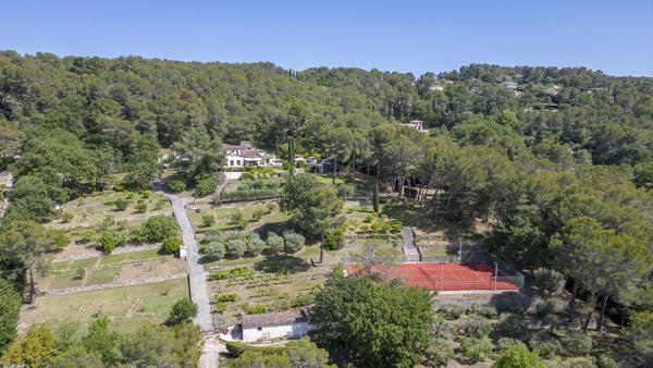 Splendide propriété à vendre située à Mougins