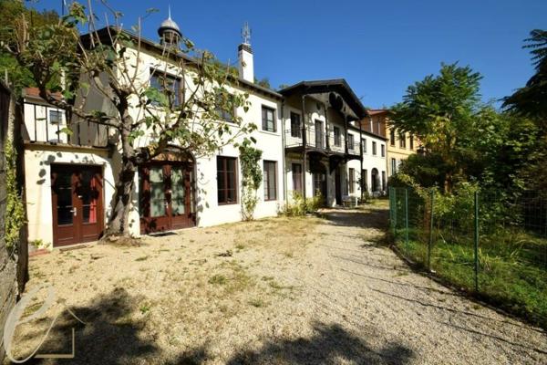 LYON 9ème Île Barbe – Ravissant T2 de 34 m² dans bâtisse du XIXème siècle entièrement rénovée