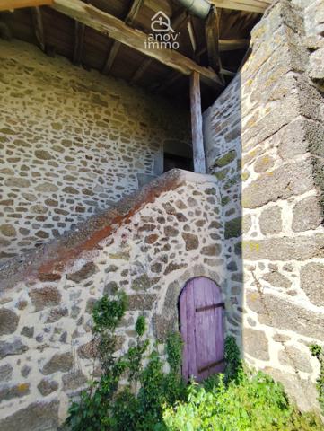 Immeuble
                                                                                                                                                
                                                                                                                                                
                                                                                                                                                
                                                    
                                                                                                                                                                                                                                                                                                                        94  m²                                                                                                                                                                                                         1 etage(s)
