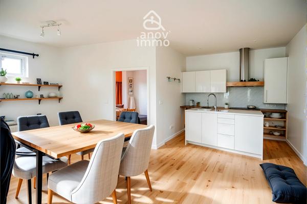 Immeuble
                                                                                                                                                
                                                                                                                                                
                                                                                                                                                
                                                    
                                                                                                                                                                                                                                                                                                                        94  m²                                                                                                                                                                                                         1 etage(s)