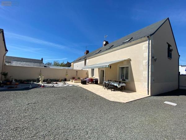 Maison de ville à vendre à Mayet dans la Sarthe (72360), ref : MAIS/0067