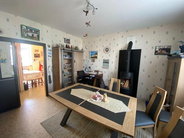 Maison de ville à vendre à Mayet dans la Sarthe (72360), ref : MAIS/0067