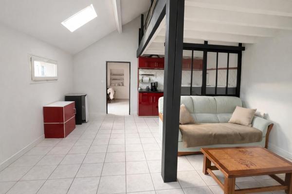 Maison
                                                                                                                                                                                                                                                                                                                        2 pièce(s)                                                                                                                                                                                                          1 chambre(s)                                                                                                                                                                                                          43  m²