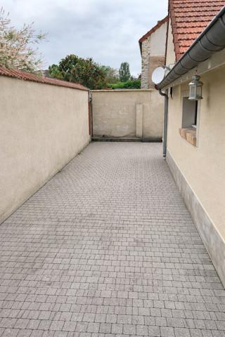 Maison
                                                                                                                                                                                                                                                                                                                        2 pièce(s)                                                                                                                                                                                                          1 chambre(s)                                                                                                                                                                                                          43  m²