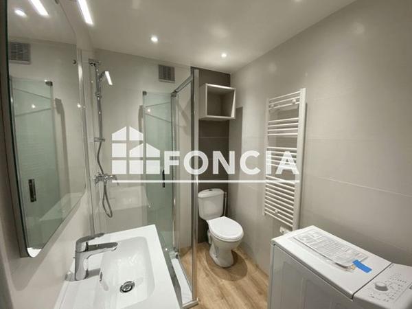 Location Studio 25 m² - 2 AVENUE BEL AIR Antibes 06600