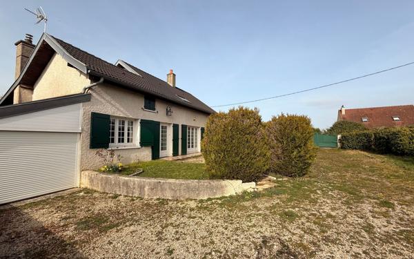 Maison à vendre    5 pièces •  Magny-sur-Tille