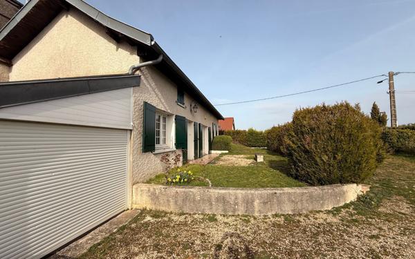 Maison à vendre    5 pièces •  Magny-sur-Tille