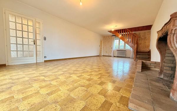 Maison à vendre    5 pièces •  Magny-sur-Tille