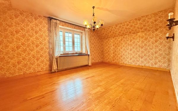 Maison à vendre    5 pièces •  Magny-sur-Tille