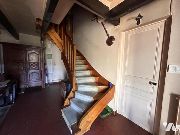 A 15 MIN DE VANNES  CAMPAGNE PROCHE D'UN BOURG - PROPRIETE DEUX HABITATIONS SUR PLUS DE 5 HECTARES