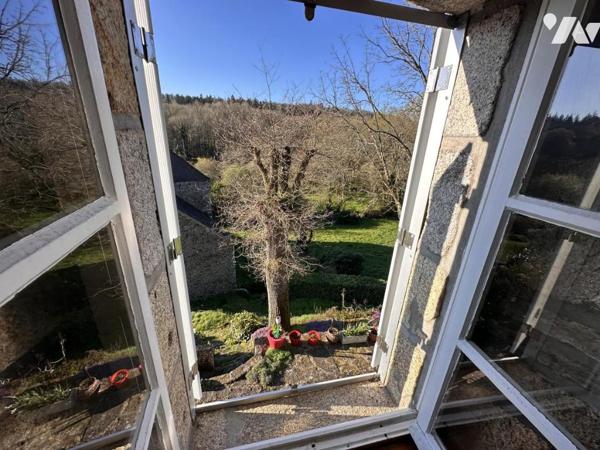 A 15 MIN DE VANNES  CAMPAGNE PROCHE D'UN BOURG - PROPRIETE DEUX HABITATIONS SUR PLUS DE 5 HECTARES