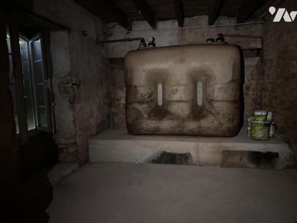 A 15 MIN DE VANNES  CAMPAGNE PROCHE D'UN BOURG - PROPRIETE DEUX HABITATIONS SUR PLUS DE 5 HECTARES