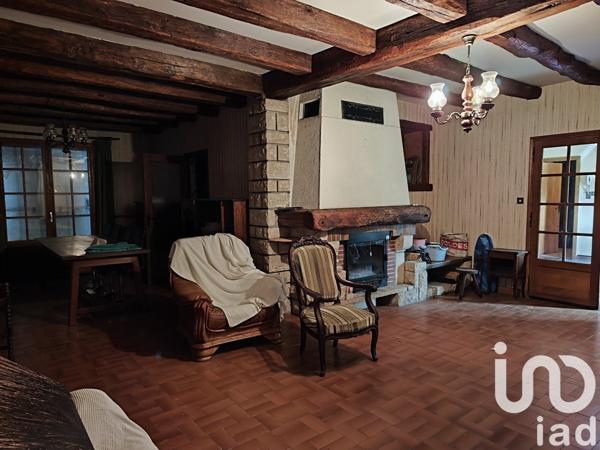 Maison 8 pièces de 192 m² à Pogny (51240)