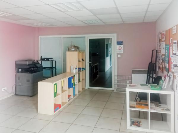 CHALLANS - Local commercial 400 m²