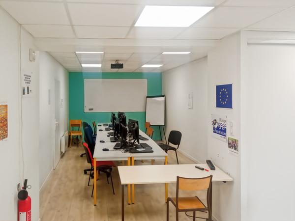 CHALLANS - Local commercial 400 m²