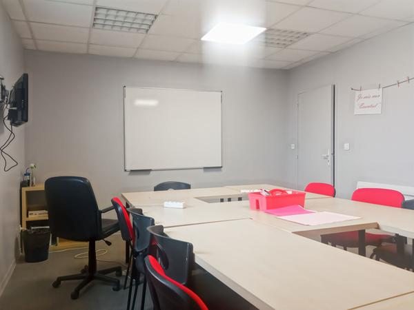 CHALLANS - Local commercial 400 m²