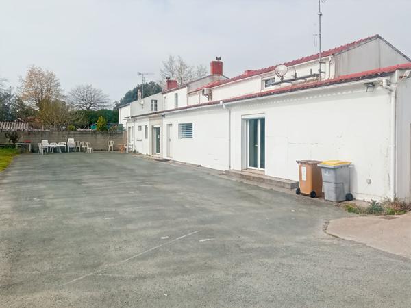 CHALLANS - Local commercial 400 m²