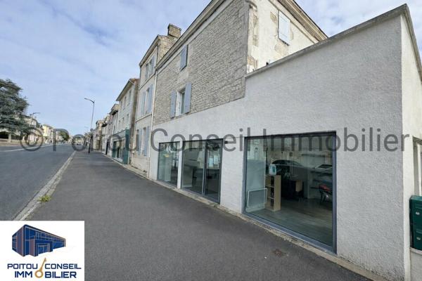 CENTRE VILLE AVENUE DE LA ROCHELLE 80m2 BUREAUX