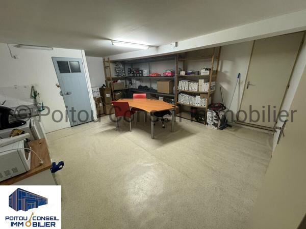 CENTRE VILLE AVENUE DE LA ROCHELLE 80m2 BUREAUX