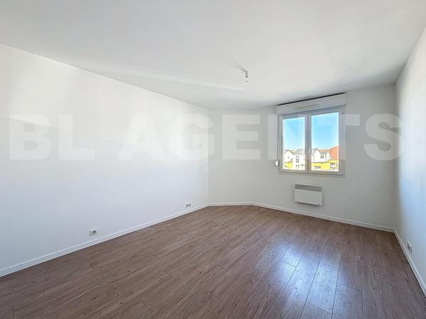 Maison 4 chambres avec jardin et garage 