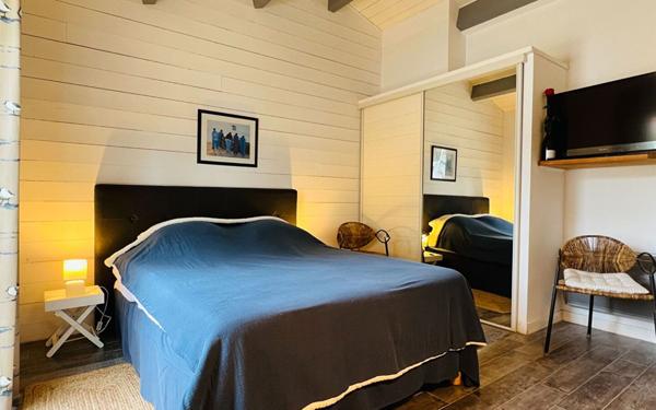 Maison à vendre    5 pièces •  La Flotte