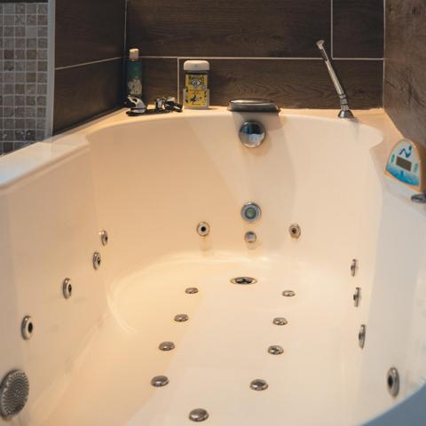 Maison de prestige avec piscine, calme et charme assuré