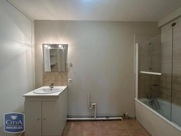 Appartement à louer 2 pièces 56.71m²