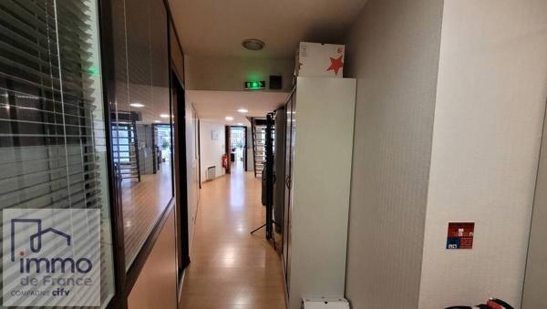 Local commercial à louer secteur Jaurès-Berriat 163m²