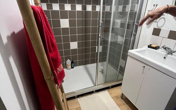 Appartement à vendre    3 pièces •  Montbrison