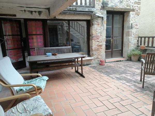 ENSEMBLE IMMOBILIER ALET LES BAINS