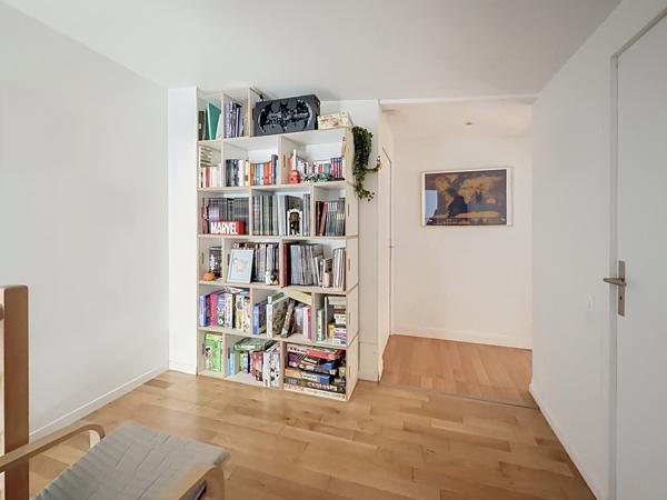 Maison
         5 pièces
        - 137 m² Exclusivité 825 000 € *