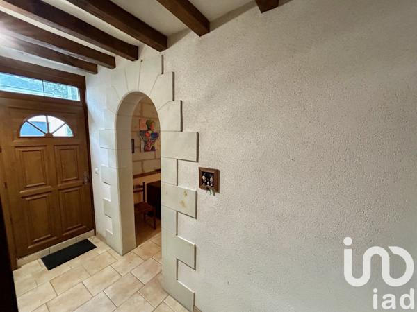 Maison de village 6 pièces de 170 m² à Allonnes (49650)