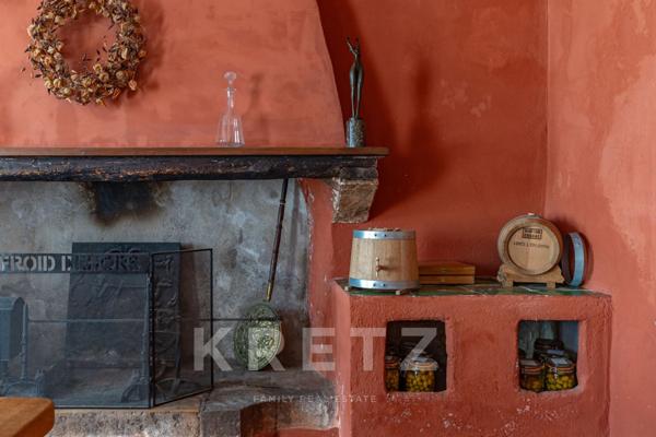 Demeure en pierre rénovée