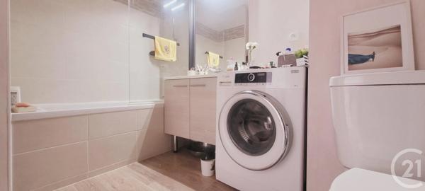 Appartement F2 à vendre  2 pièces - 39,15 m 2   HOENHEIM  - 67