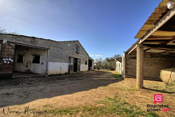 ECURIES 10 BOXES 4 HECTARES
