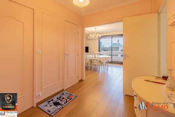 CENTRE ROANNE ! T4 + BALCON + ASCENSEUR + PARKING S/S + CAVE