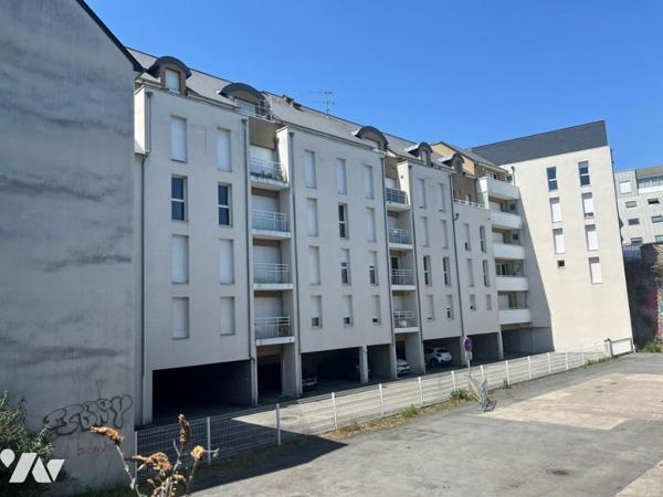 LAVAL, Appartement type 3 