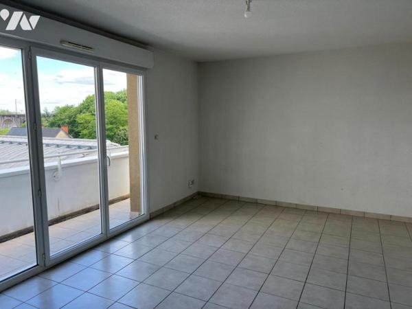 LAVAL, Appartement type 3 