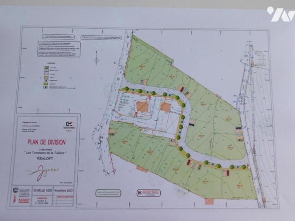 Terrain viabilisé 656 m² - Vue dégagée