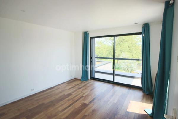 Templeuve-en-Pévèle – Maison cubique récente de 175 m² – Semi plain pied – Prestations haut de gamme