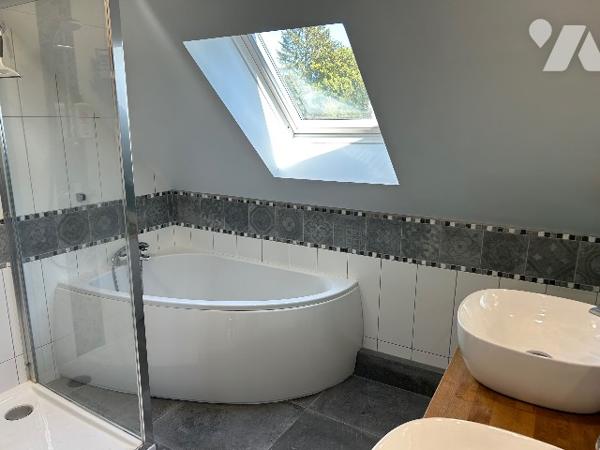 Magnifique longère de 5 pièces de 134 m² sur 1 618 m²