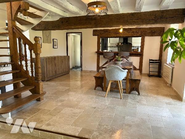 Magnifique longère de 5 pièces de 134 m² sur 1 618 m²