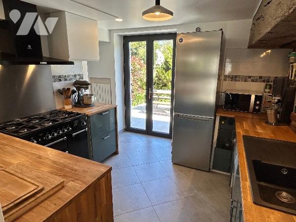 Magnifique longère de 5 pièces de 134 m² sur 1 618 m²