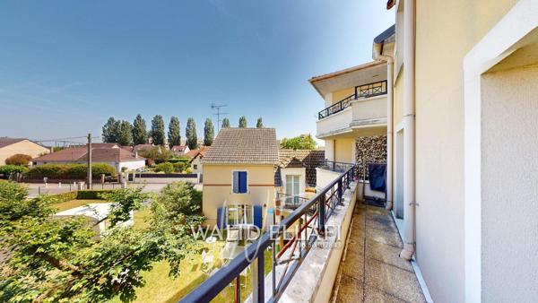 Appartement
         3 pièces
        - 58 m² Exclusivité 215 000 € *