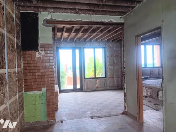 PROXIMITE QUARTIER JOUVENET BELLE MAISON DE CHARME A TERMINER DE RESTAURER