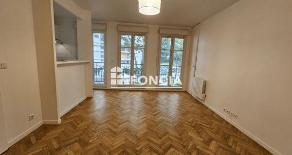 Location Studio 28.15 m² - Saint-maurice 94410